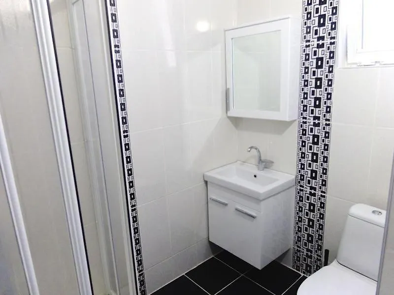 Avrasya Istanbul Hostel